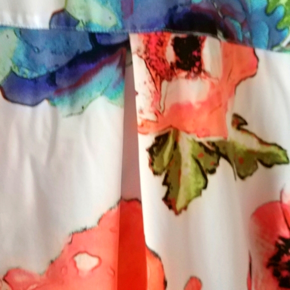 🌺  Worthington Silky "Georgia O'Keeffe"-style Flowy & Flowery Tunic Top 🌺 - Picture 6 of 7